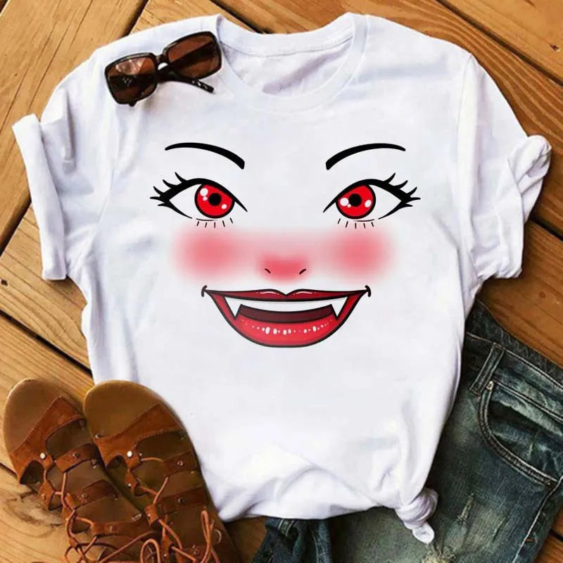 Maycaur Women’s Eyelash Print T-Shirt