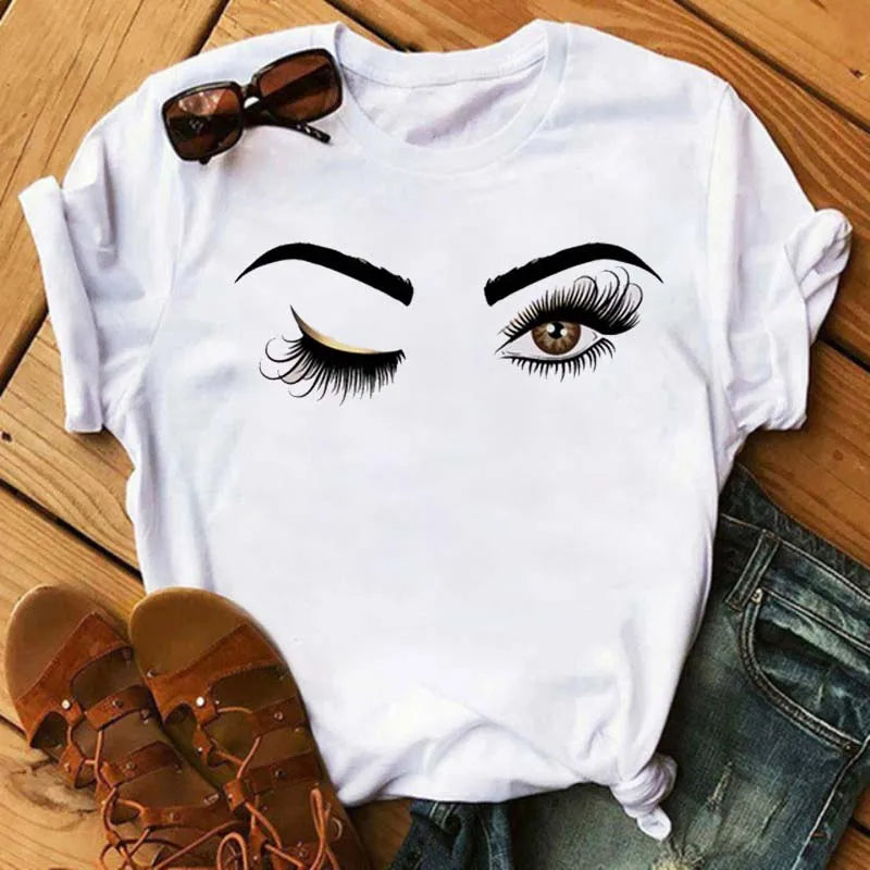 Maycaur Women’s Eyelash Print T-Shirt