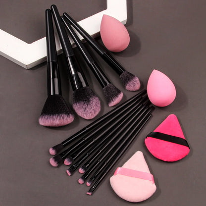 High-end makeup tools: 12 soft-bristled