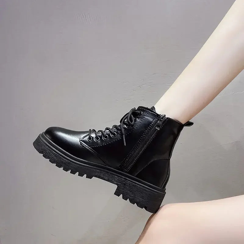 Women’s Classic Ankle Boots 2024