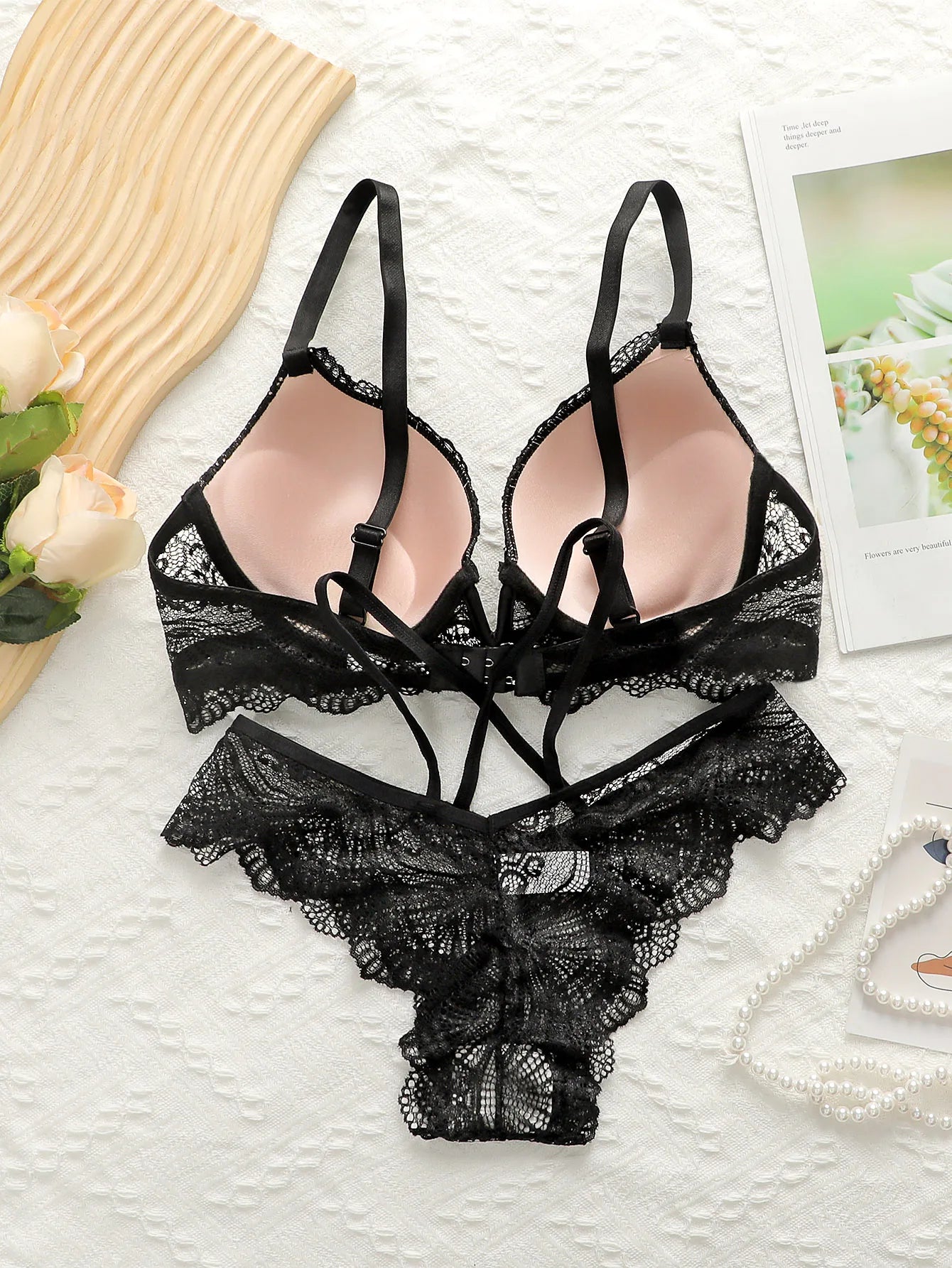Women's Latest Lace Underwear Set
