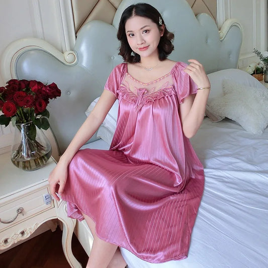Ladies Ice Silk Medium Sleeve Nightgown