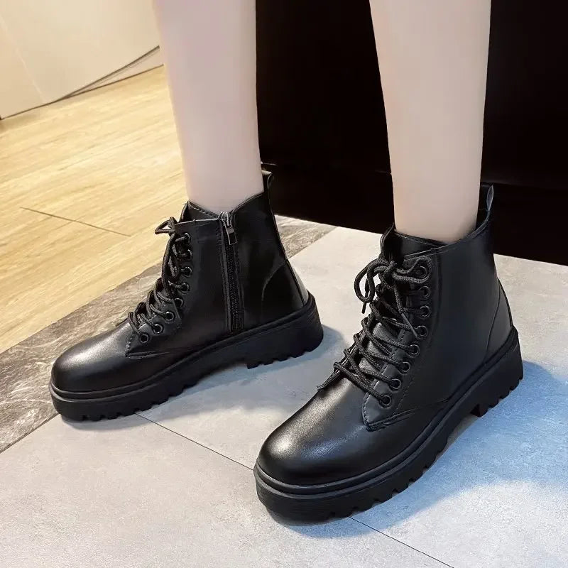 Women’s Classic Ankle Boots 2024