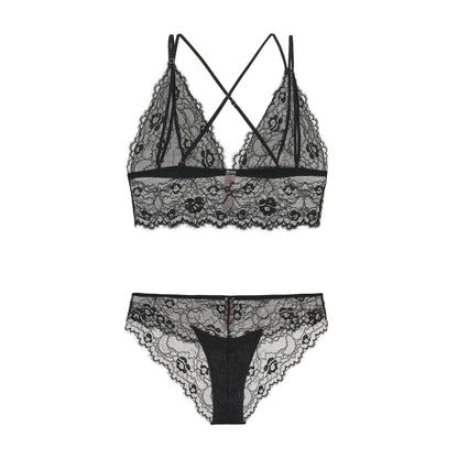 Elegant Scalloped Lace Wireless Set