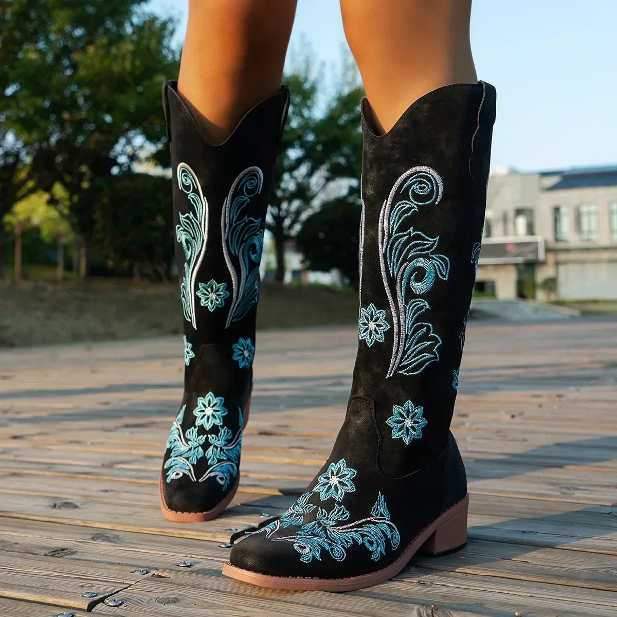 Women's Embroidered Long Tube Boots