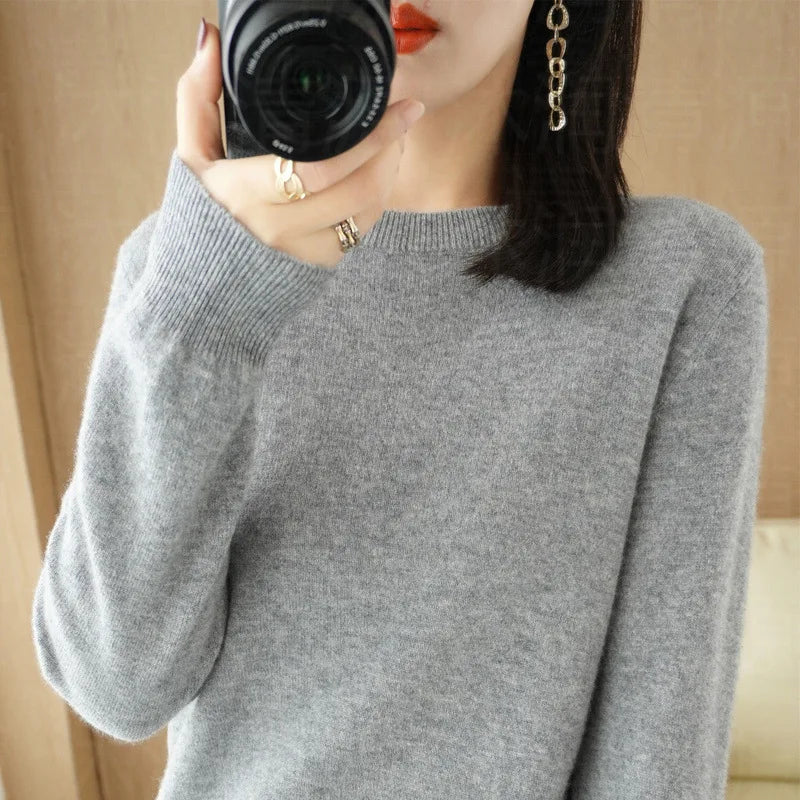 Women’s Cashmere Crew Neck Sweater