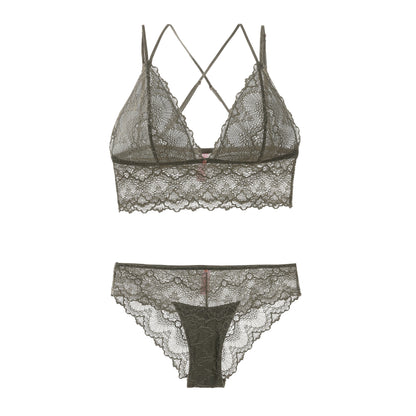 Elegant Scalloped Lace Wireless Set