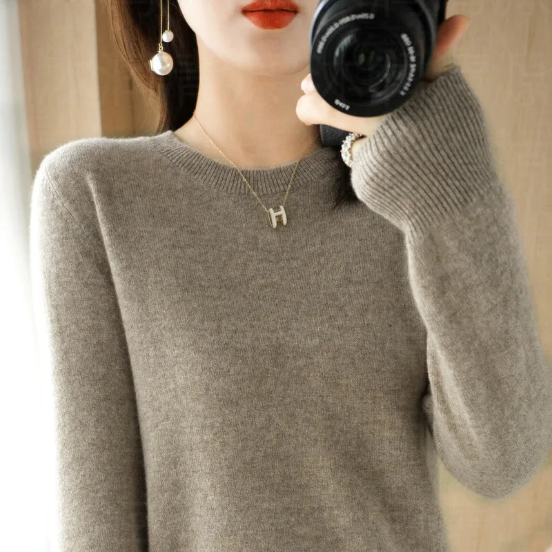 Women’s Cashmere Crew Neck Sweater