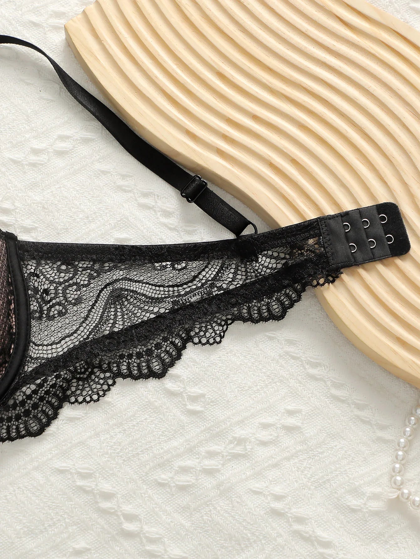 Women's Latest Lace Underwear Set